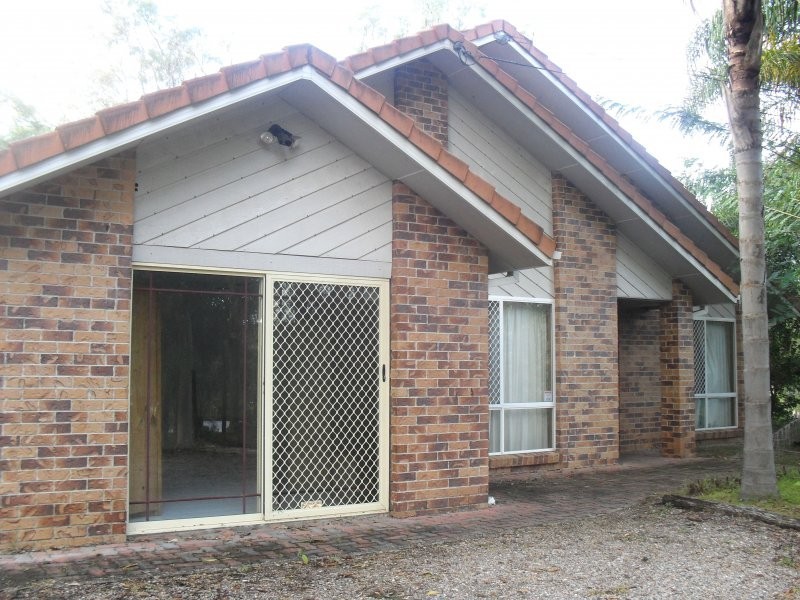 85 Meier Rd, Camira QLD 4300