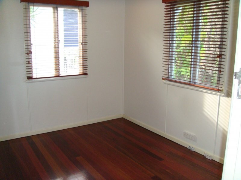 22 Denton Street, Wishart QLD 4122