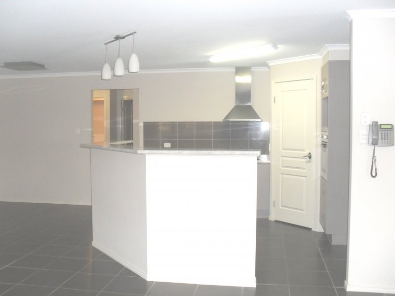 Springfield Lakes QLD 4300
