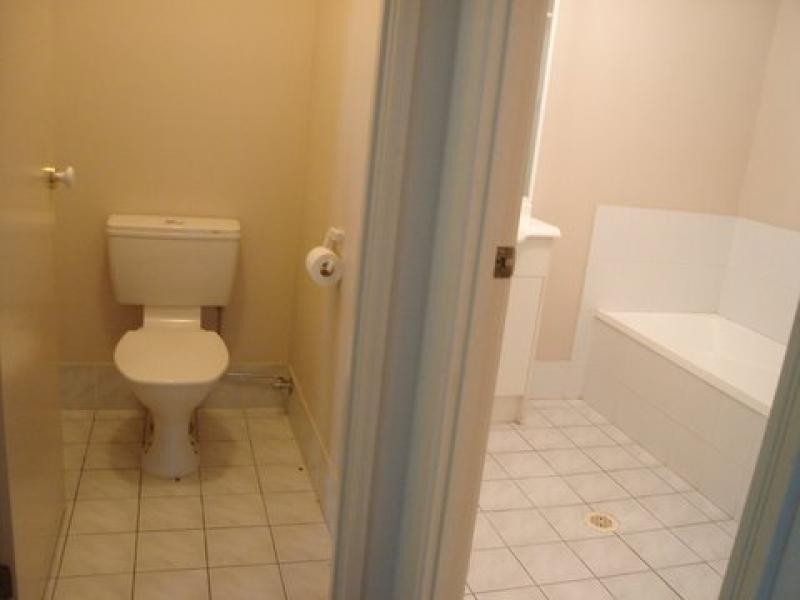 6 Buddy Holly Close, Parkwood QLD 4214