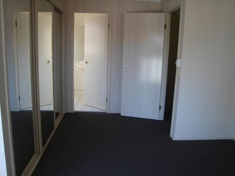 6 Buddy Holly Close, Parkwood QLD 4214