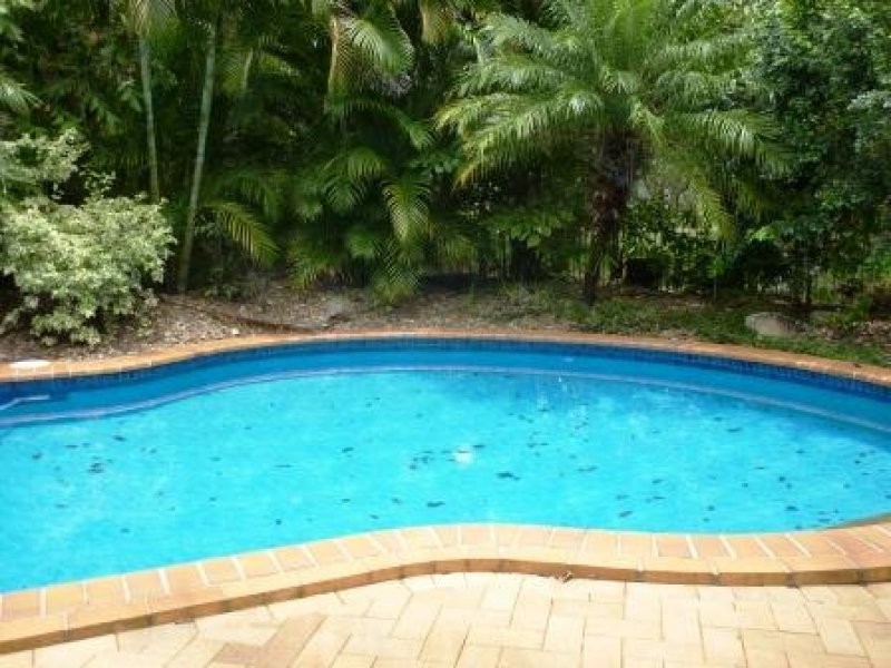 4 Howea Crt, Dundowran Beach QLD 4655