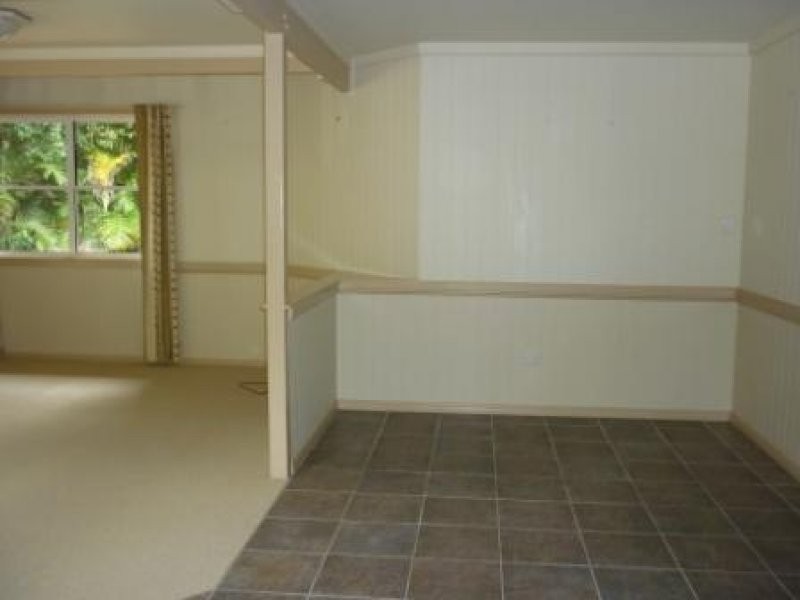 4 Howea Crt, Dundowran Beach QLD 4655