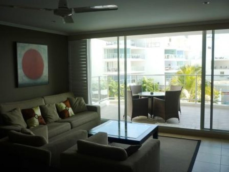 209/569-571 The Esplanade, Urangan QLD 4655