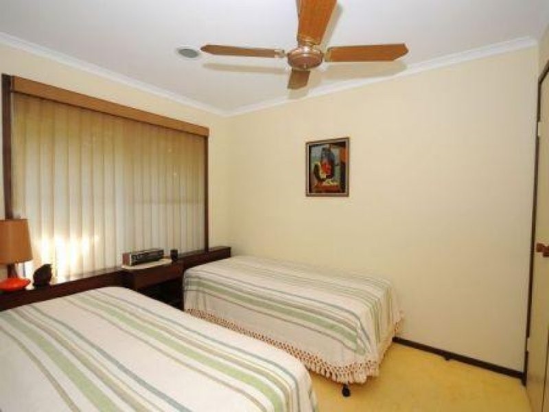 15 Granada Court, Point Vernon QLD 4655