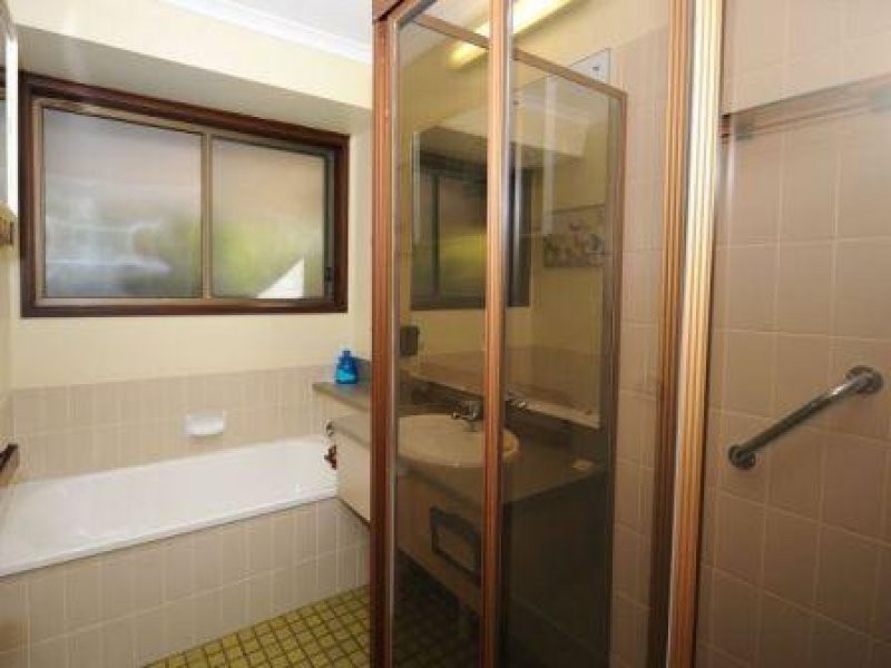 15 Granada Court, Point Vernon QLD 4655