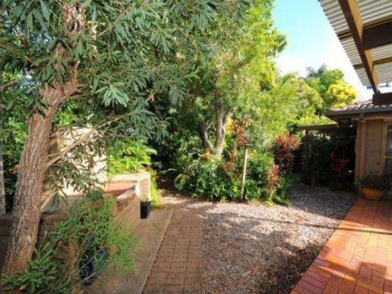 15 Granada Court, Point Vernon QLD 4655