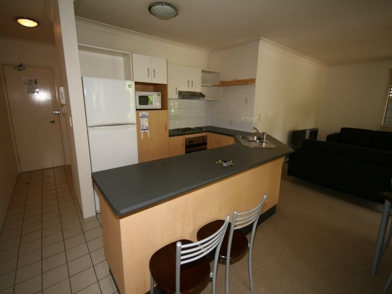 300 Sir Fred Schonell Drive, St Lucia QLD 4067
