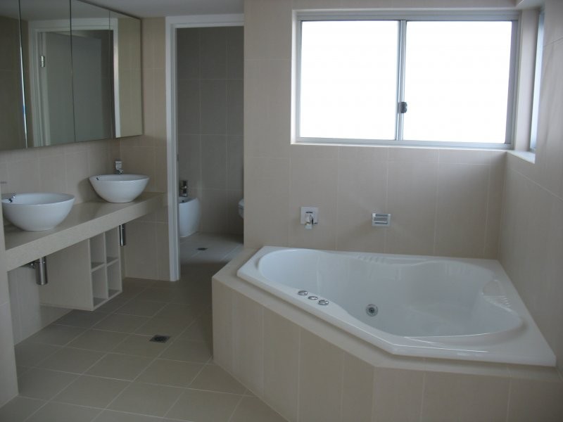 13 / 53 Darrambal, Surfers Paradise QLD 4217