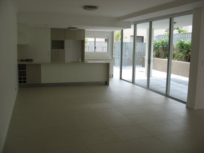 13 / 53 Darrambal, Surfers Paradise QLD 4217