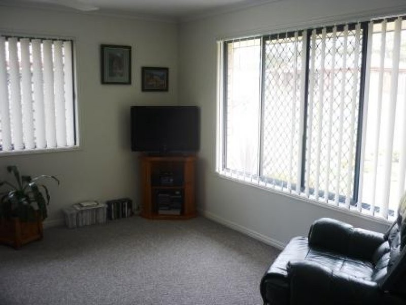 72 Moonstone Drive, Urangan QLD 4655