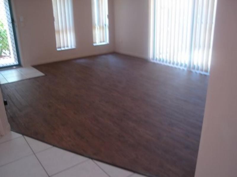 6 Buddy Holly Close, Parkwood QLD 4214