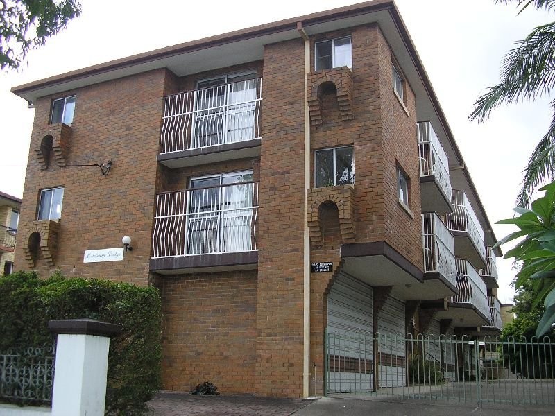 20 Grantson Street, Windsor QLD 4030