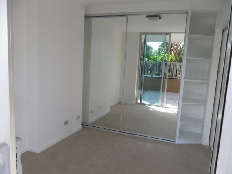53 Darrambal, Surfers Paradise QLD 4217