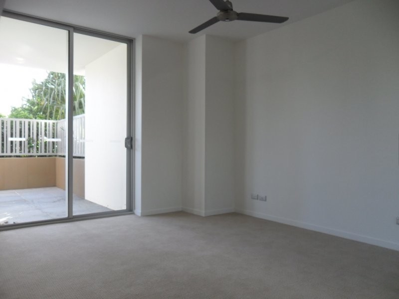 53 Darrambal, Surfers Paradise QLD 4217
