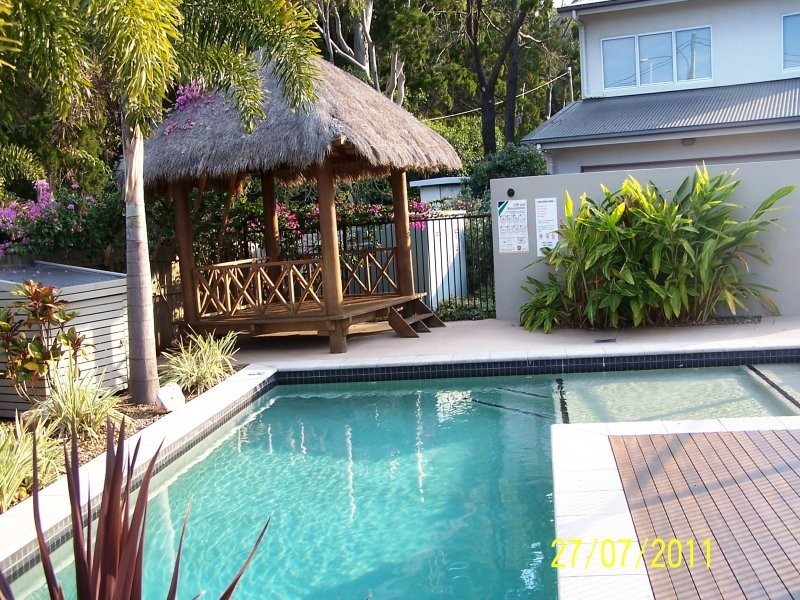 71 Elizabeth st, Urangan QLD 4655