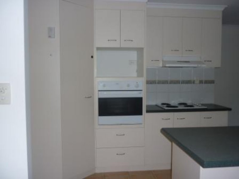 55 Pulgul Street, Urangan QLD 4655