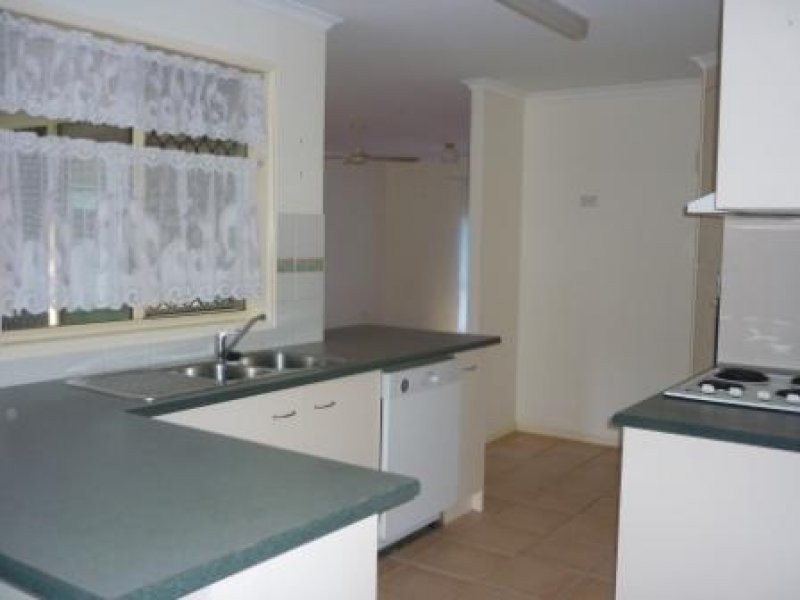 55 Pulgul Street, Urangan QLD 4655