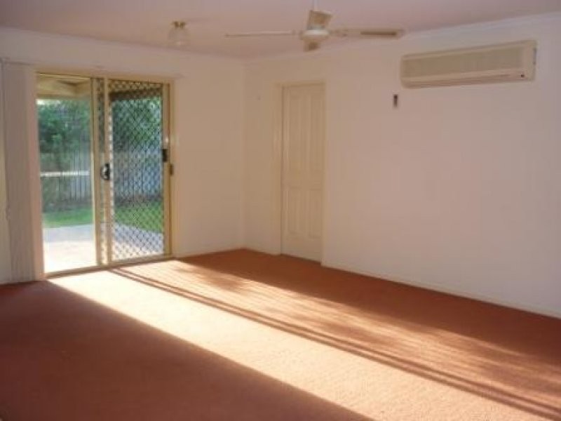 55 Pulgul Street, Urangan QLD 4655