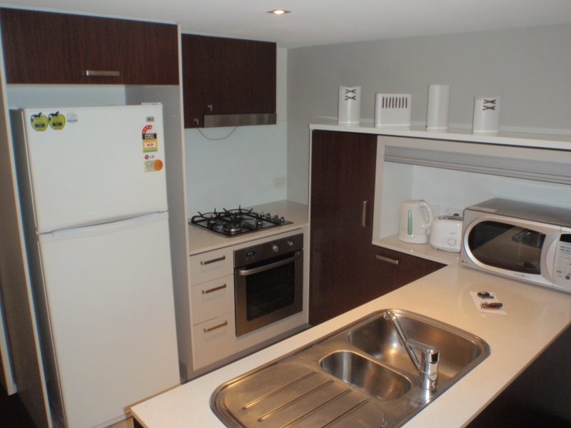 22 Barry Pde, Brisbane QLD 4000