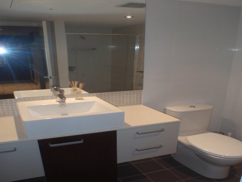 22 Barry Pde, Brisbane QLD 4000