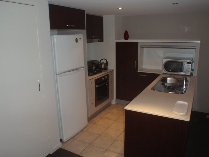 22 Barry Pde, Brisbane QLD 4000