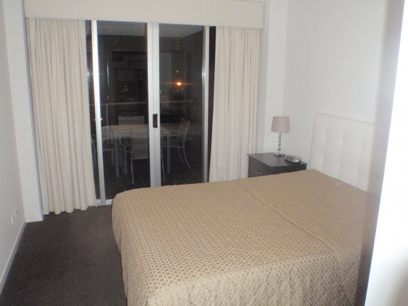 22 Barry Pde, Brisbane QLD 4000