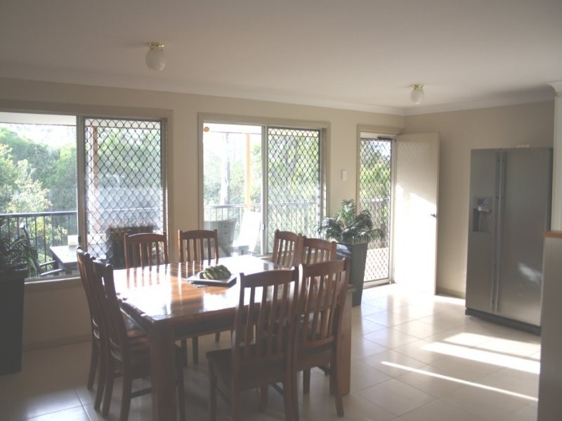 15 Crestridge Crescent, Morayfield QLD 4506