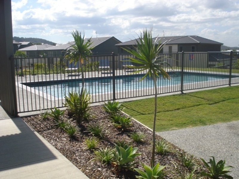 9/1 Belongil Street, Pacific Pines QLD 4211