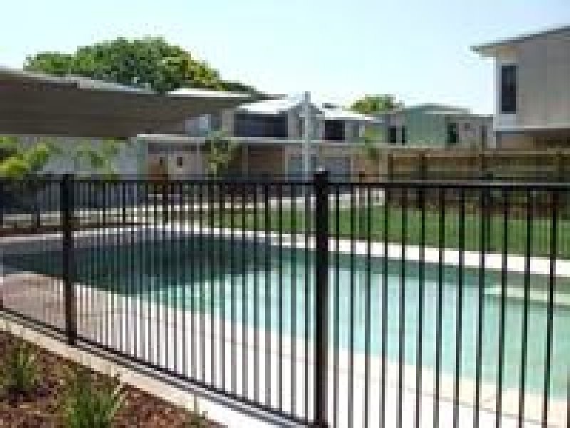 1 108, Raceview QLD 4305