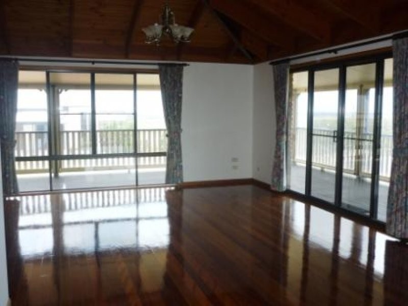 2 Tradewind Close, Hervey Bay QLD 4655