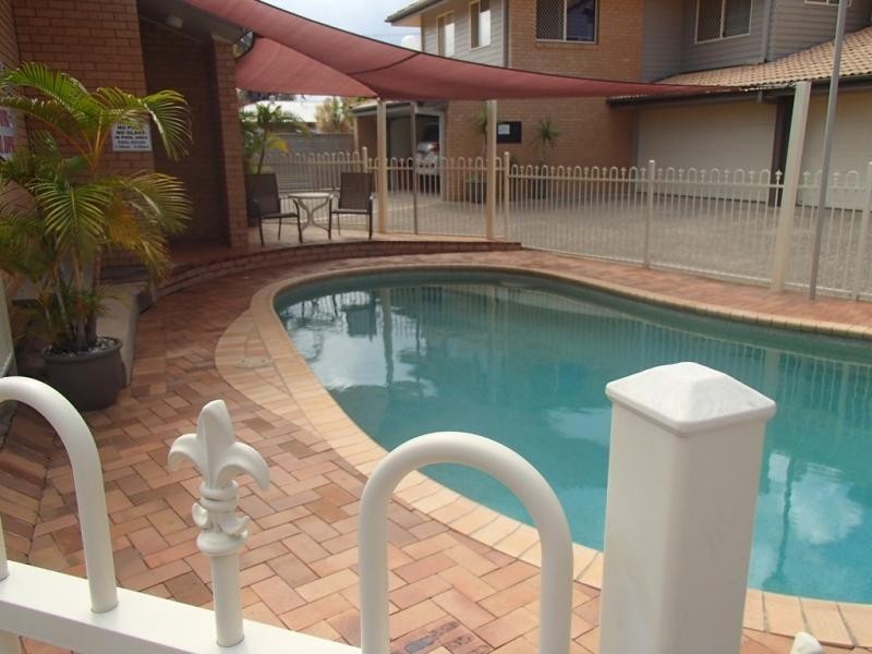 29-31 Tarcoola Ave, Mooloolaba QLD 4557