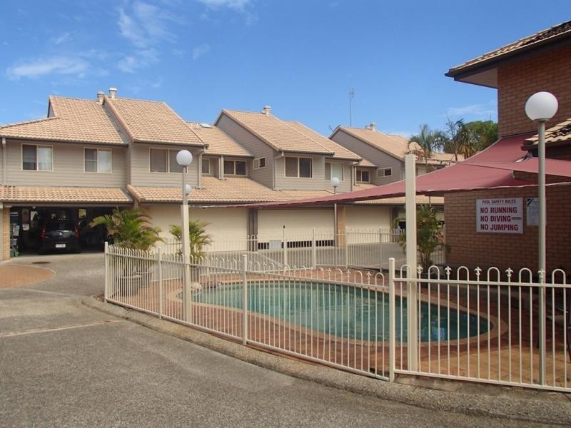 29-31 Tarcoola Ave, Mooloolaba QLD 4557