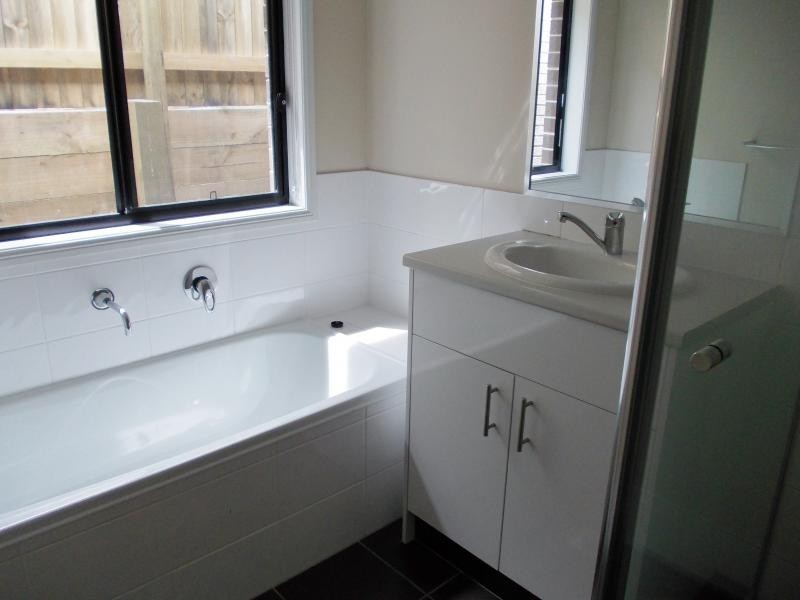 Springfield Lakes QLD 4300