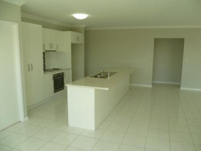 11 PARKLANDS BLVD, Hervey Bay QLD 4655