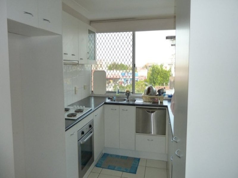 Moggill Rd, Taringa QLD 4068