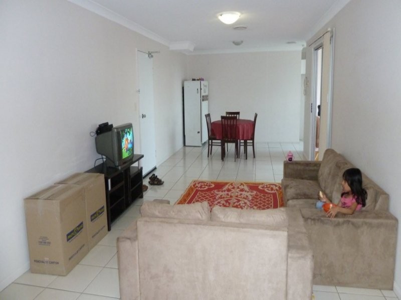 Moggill Rd, Taringa QLD 4068