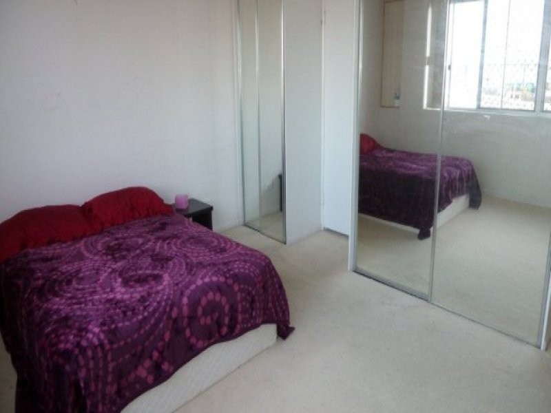 Moggill Rd, Taringa QLD 4068