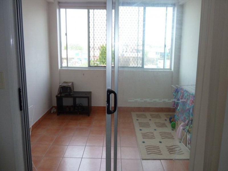 Moggill Rd, Taringa QLD 4068