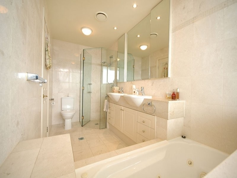 100 Bowen Terrace, New Farm QLD 4005