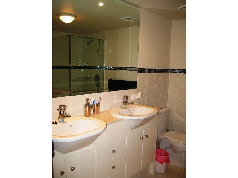 100 Bowen Terrace, New Farm QLD 4005