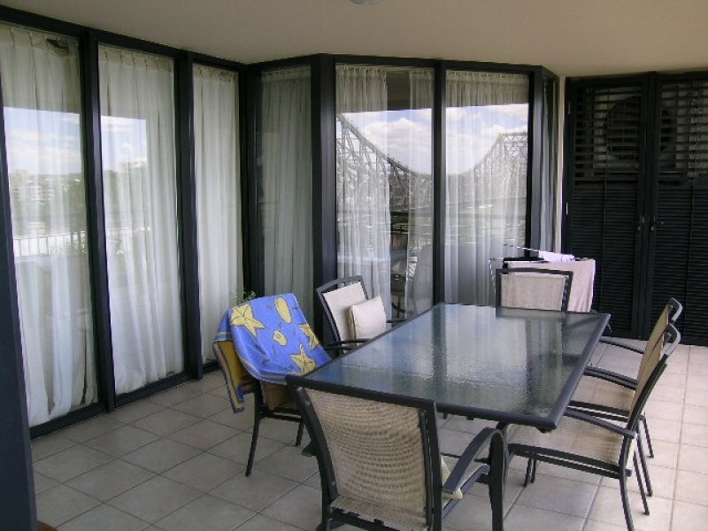 100 Bowen Terrace, New Farm QLD 4005