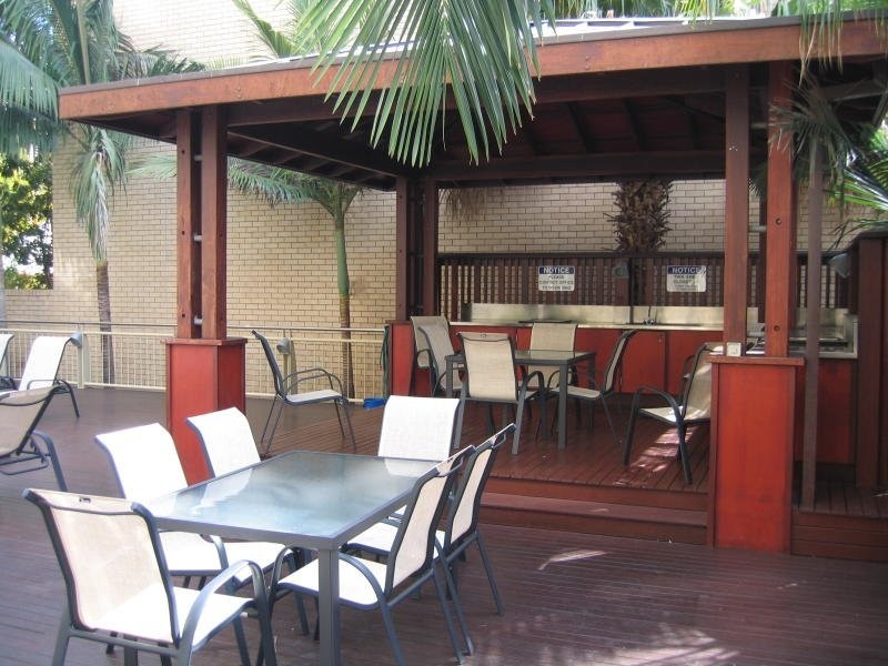 100 Bowen Terrace, New Farm QLD 4005