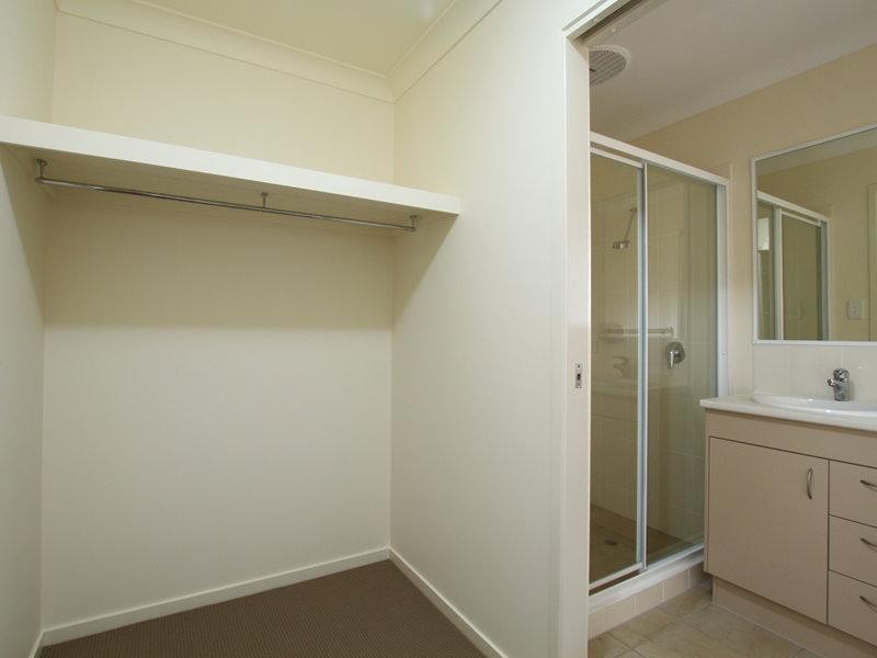 33A Diane Parade, Kallangur QLD 4503