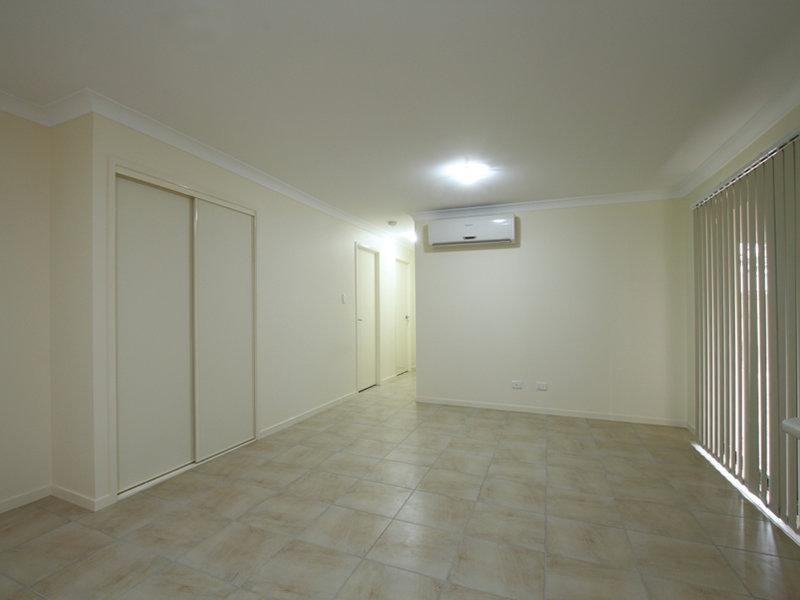 33A Diane Parade, Kallangur QLD 4503