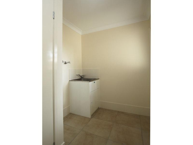 33A Diane Parade, Kallangur QLD 4503