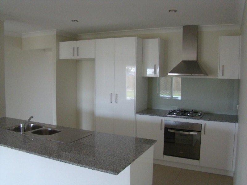 87 Sears Parade, North Lakes QLD 4509