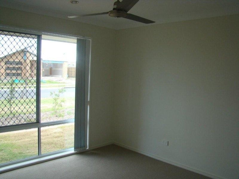 87 Sears Parade, North Lakes QLD 4509