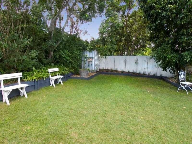 24 St Vincent Street, Ashgrove QLD 4060