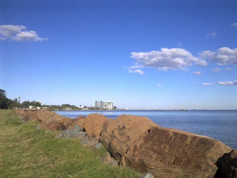 14 Oxley Ave, Woody Point QLD 4019